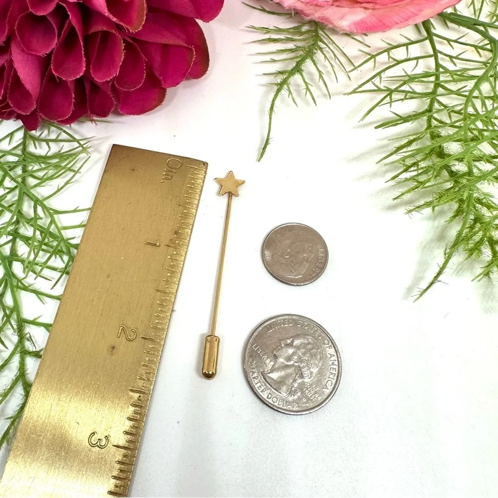 VINTAGE⚜️Golden Star Dainty Lapel Pin